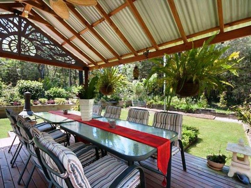 2 President Terrace, Macleay Island QLD 4184