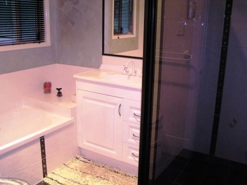 2 President Terrace, Macleay Island QLD 4184