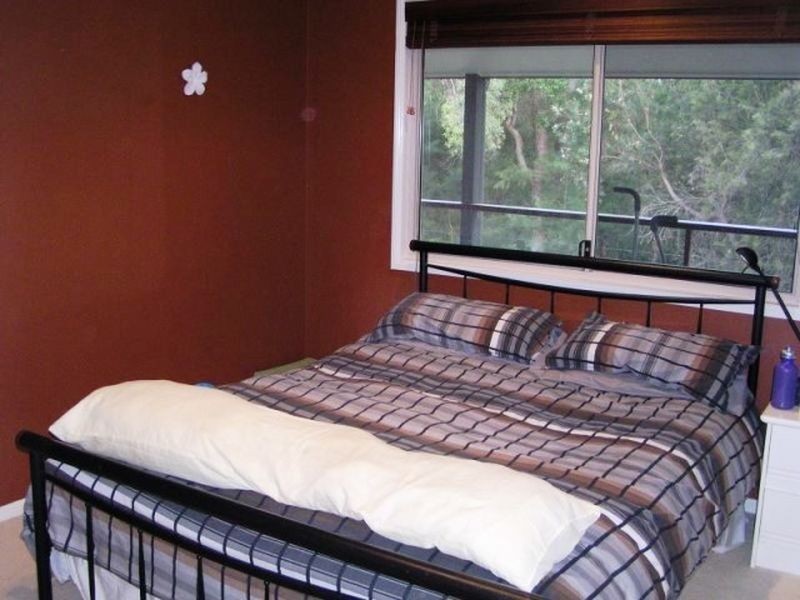 2 President Terrace, Macleay Island QLD 4184