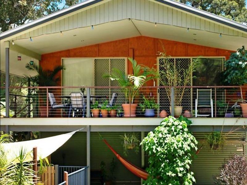 2 President Terrace, Macleay Island QLD 4184