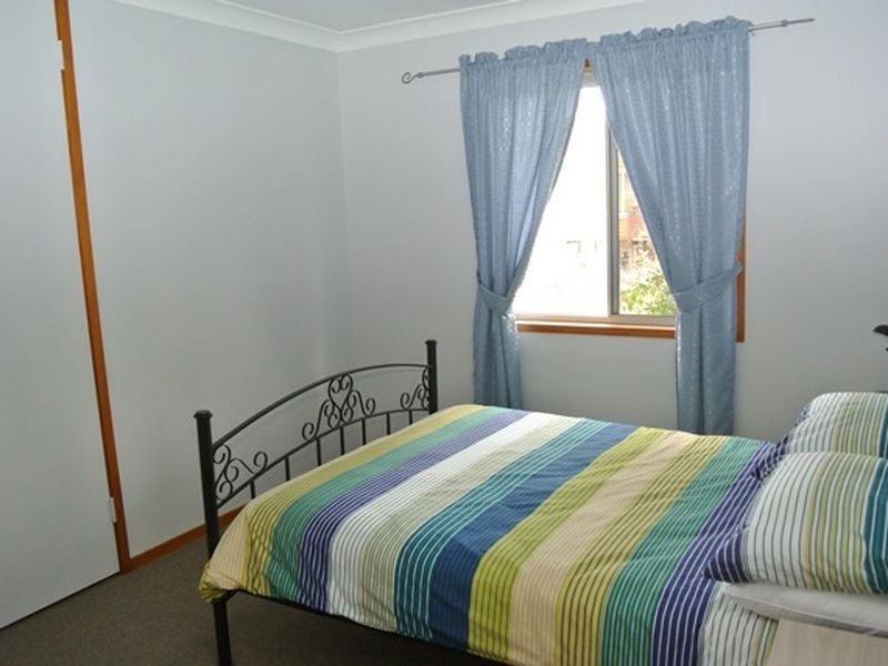 2 Hilda Crescent, Macleay Island QLD 4184
