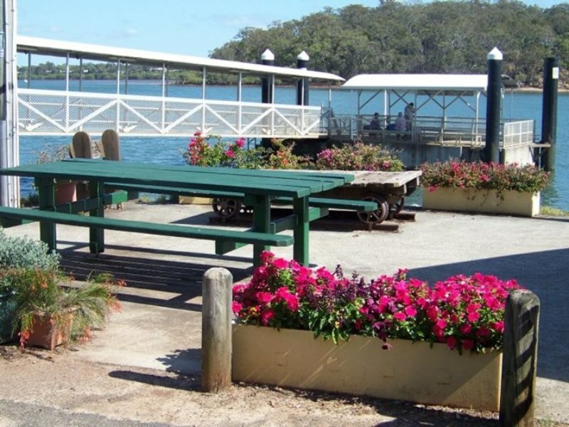 142-144 The Esplanade, Karragarra Island QLD 4184