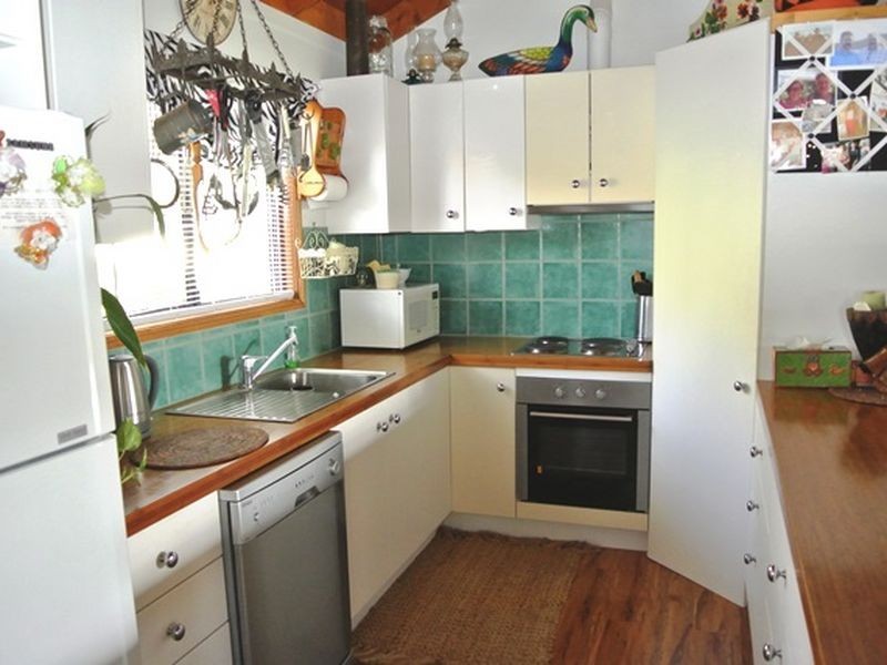 28 Jan Street, Macleay Island QLD 4184