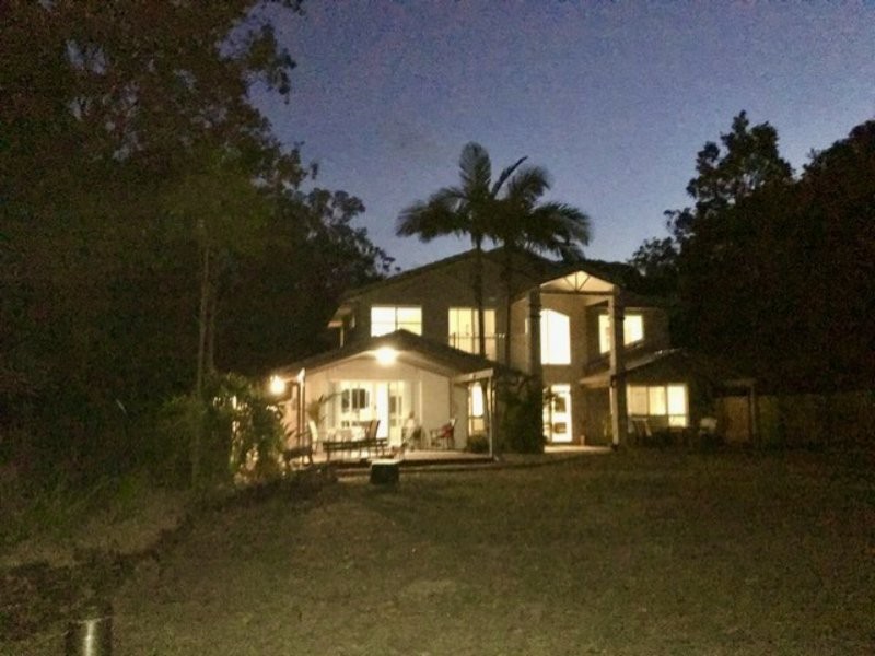 18 The Esplanade, Karragarra Island QLD 4184