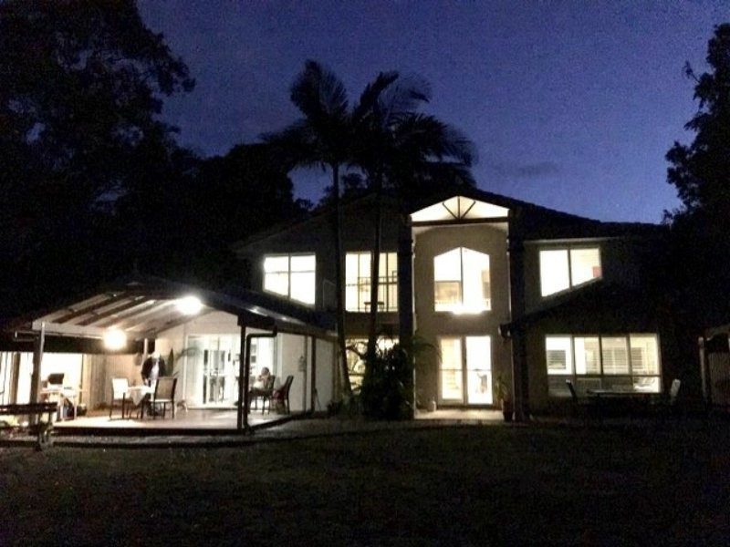 18 The Esplanade, Karragarra Island QLD 4184