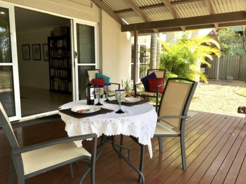 18 The Esplanade, Karragarra Island QLD 4184