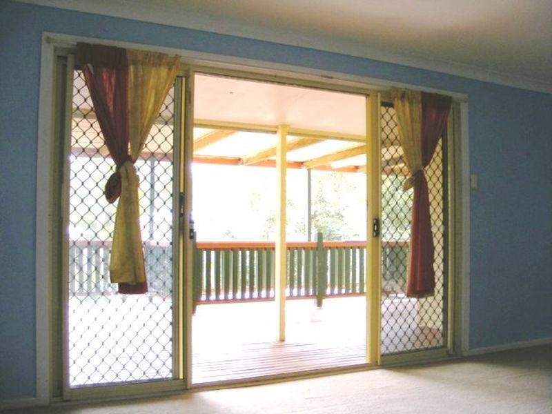 10 Jane Street, Macleay Island QLD 4184