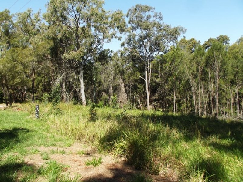 27 Ashton Street, Macleay Island QLD 4184