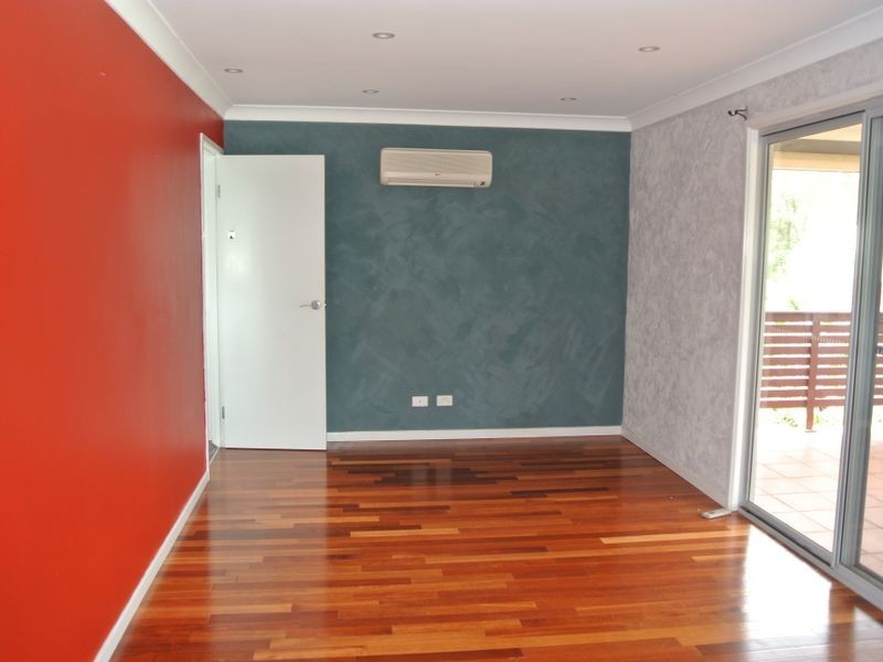 37 Western Road, Macleay Island QLD 4184