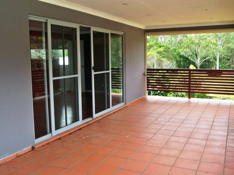 37 Western Road, Macleay Island QLD 4184