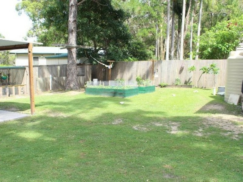 23 Arthur Street, Macleay Island QLD 4184