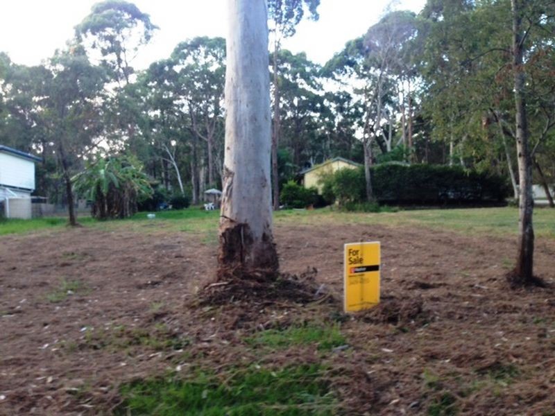 21 Sandpiper Parade, Macleay Island QLD 4184