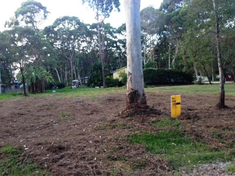 21 Sandpiper Parade, Macleay Island QLD 4184