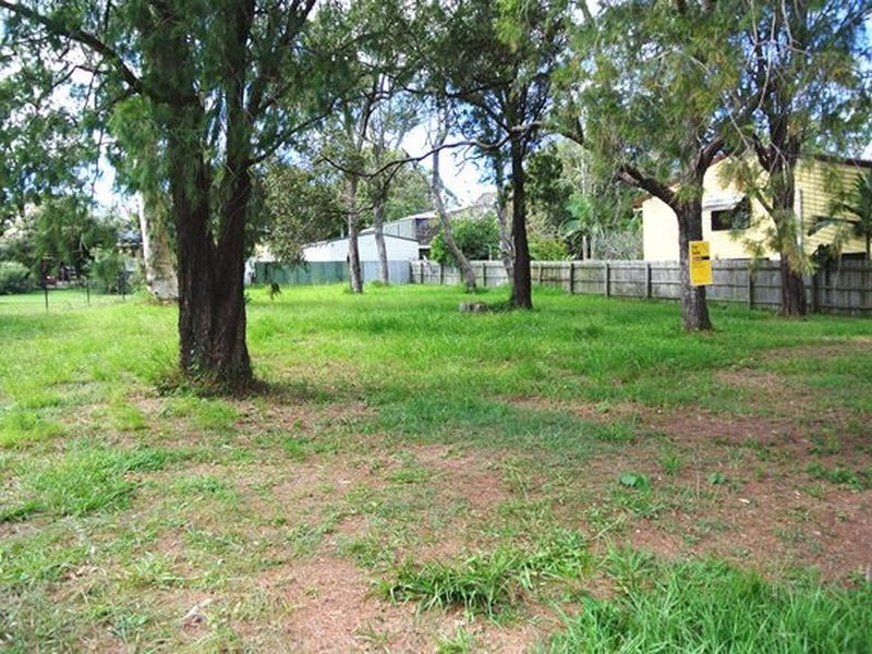 10 Alexander Street, Macleay Island QLD 4184