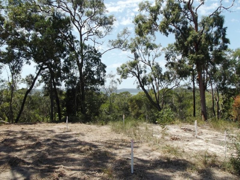 5 Blue Bay Crescent, Macleay Island QLD 4184