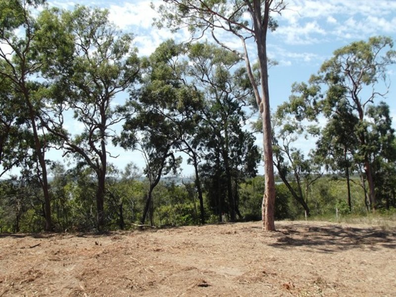 5 Blue Bay Crescent, Macleay Island QLD 4184