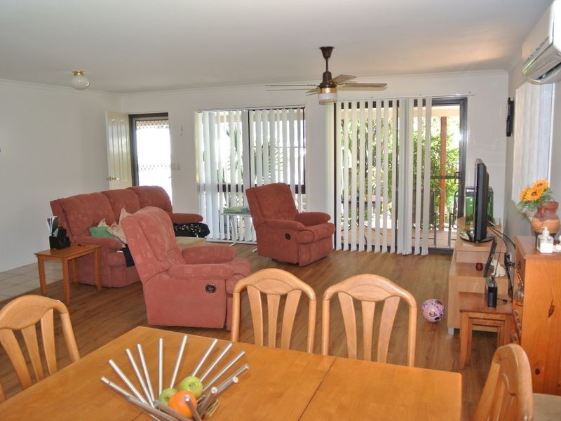 14 Dalpura Street, Macleay Island QLD 4184