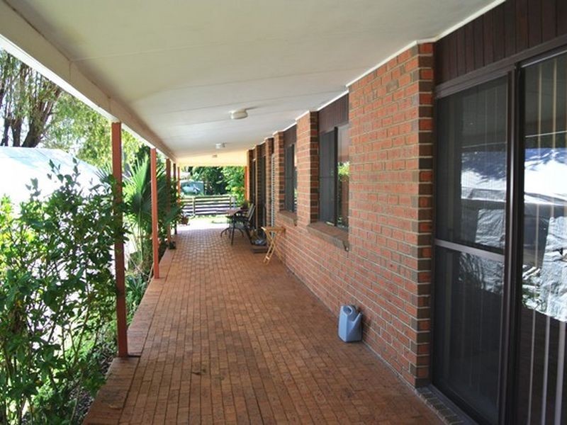 14 Dalpura Street, Macleay Island QLD 4184