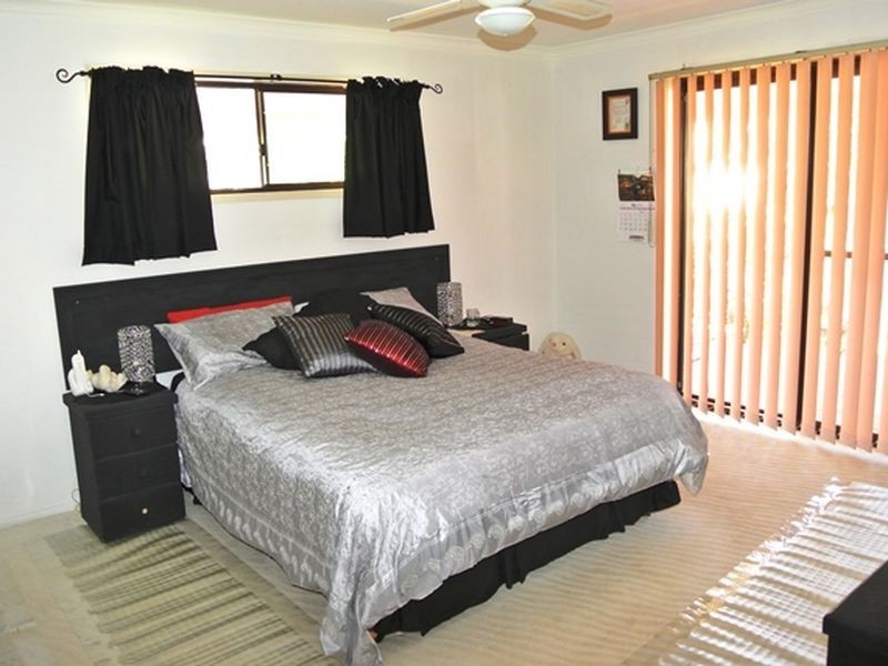 14 Dalpura Street, Macleay Island QLD 4184