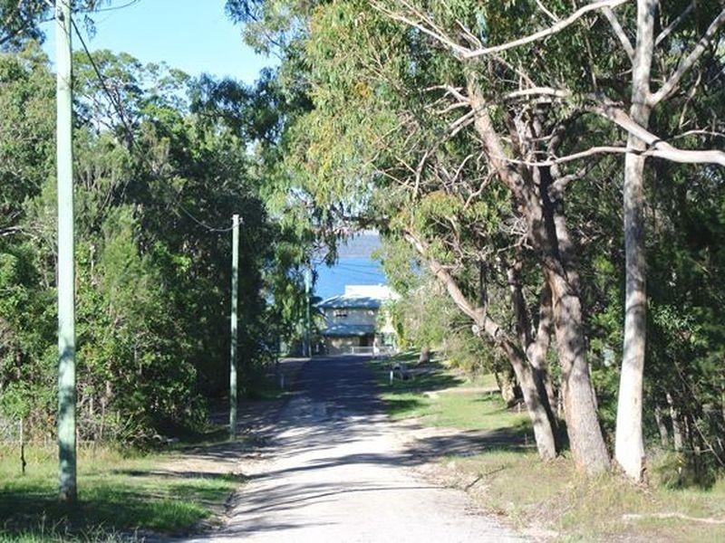 28 Morwong Street, Macleay Island QLD 4184