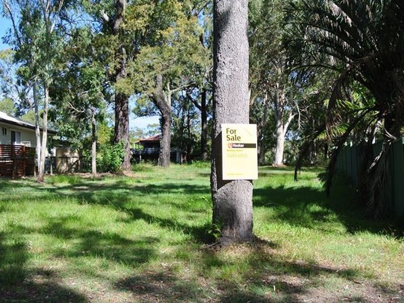 10 Tukkeri Street, Macleay Island QLD 4184