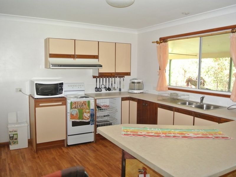 57 Southsea Tce, Macleay Island QLD 4184