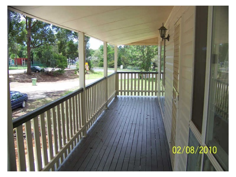 3 Betty Street, Macleay Island QLD 4184
