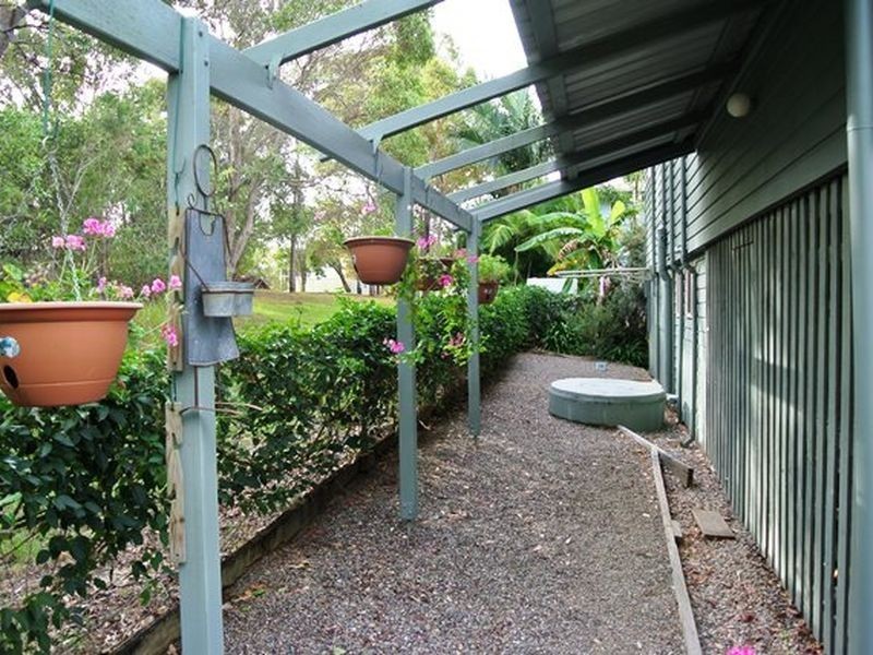 29 Leanne Street, Macleay Island QLD 4184