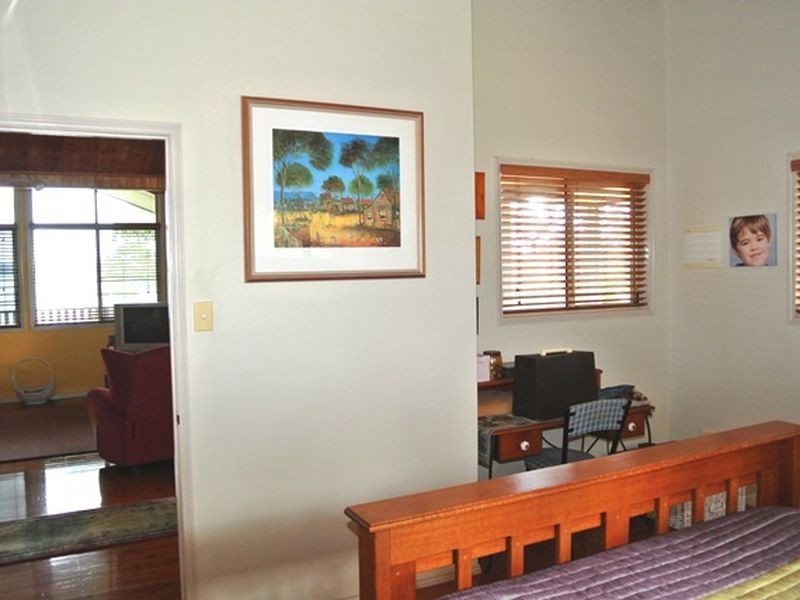 29 Leanne Street, Macleay Island QLD 4184