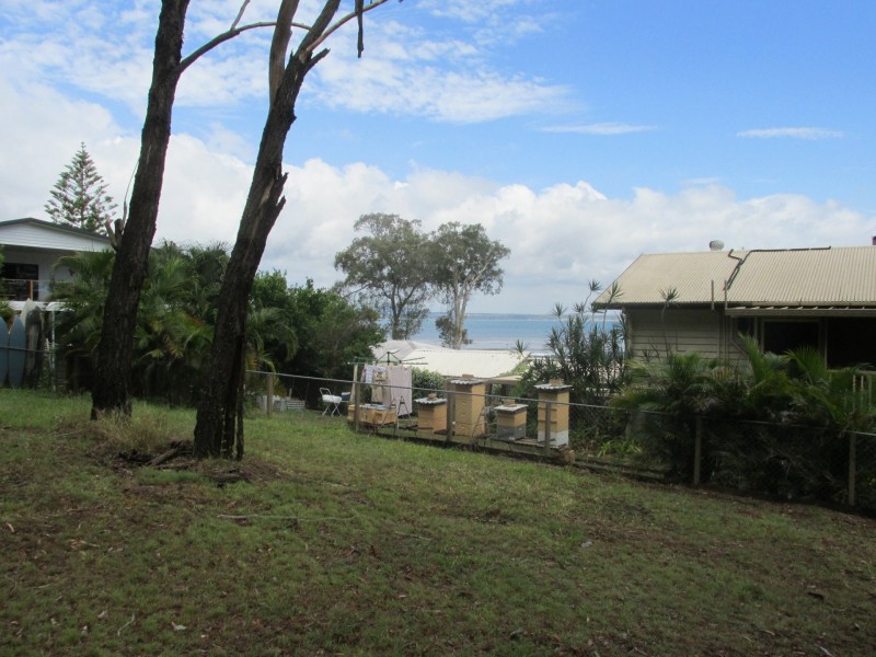 34 Orana Street, Macleay Island QLD 4184