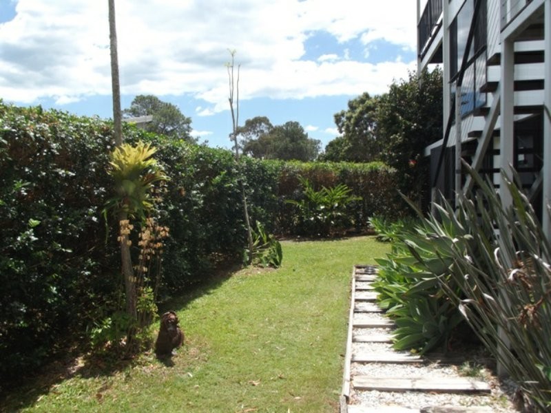 3 Kim Crescent, Macleay Island QLD 4184