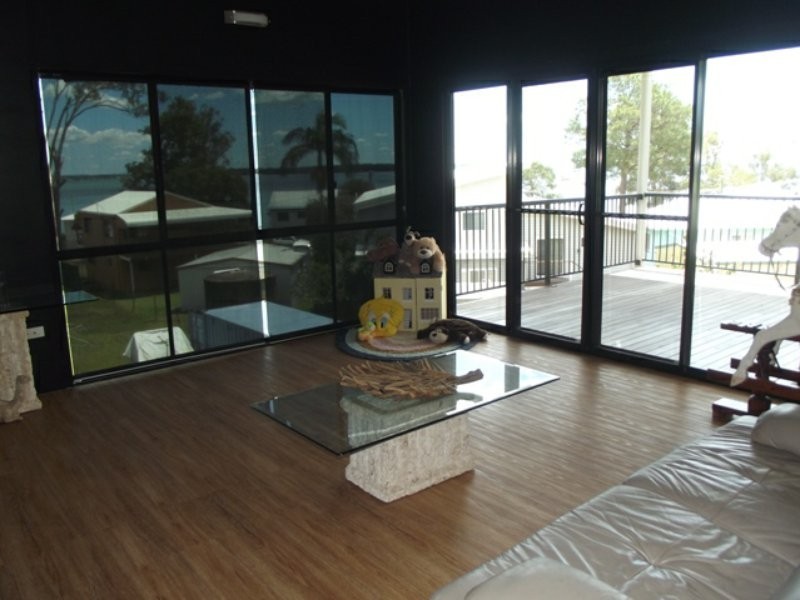 3 Kim Crescent, Macleay Island QLD 4184