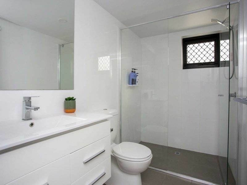 Apartment 3/152 Broadwater Terrace, Redland Bay QLD 4165