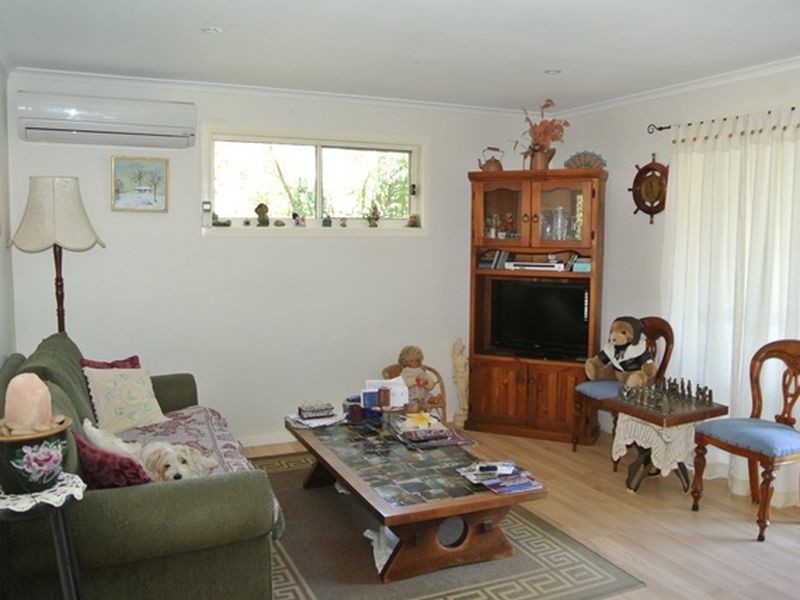 30 Ashton Street, Macleay Island QLD 4184