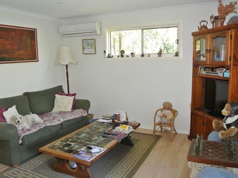 30 Ashton Street, Macleay Island QLD 4184