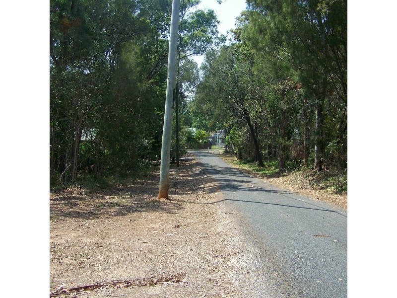 15 FLORA ST, Lamb Island QLD 4184