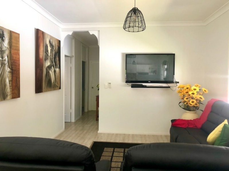 4 Warama Street, Macleay Island QLD 4184