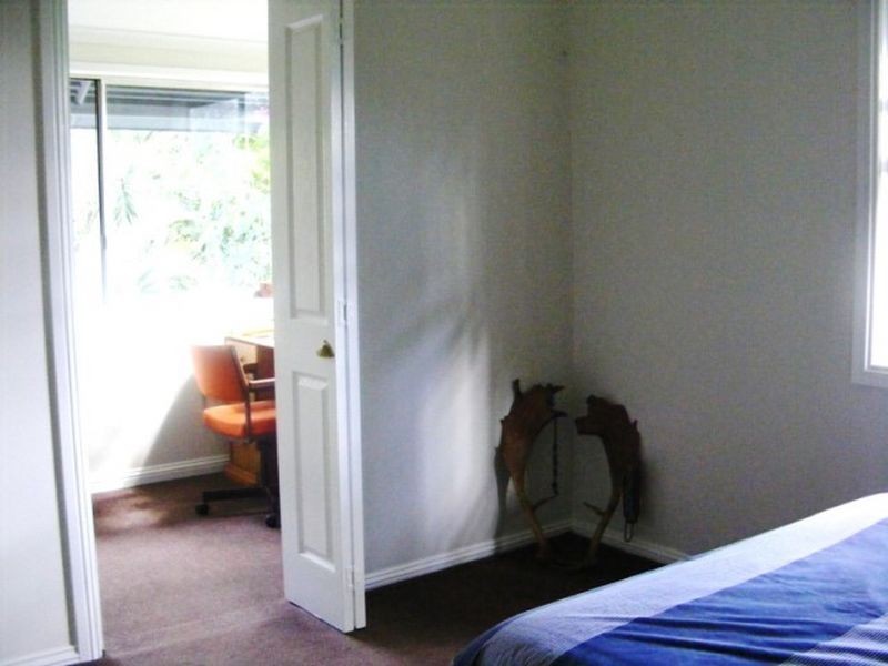 2 Waterside Drive, Macleay Island QLD 4184