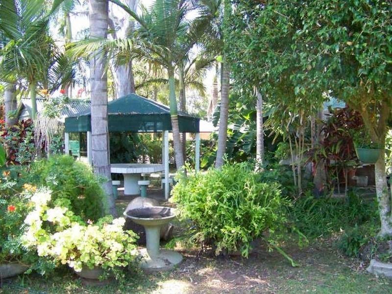 14-16 Lovell Parade, Lamb Island QLD 4184