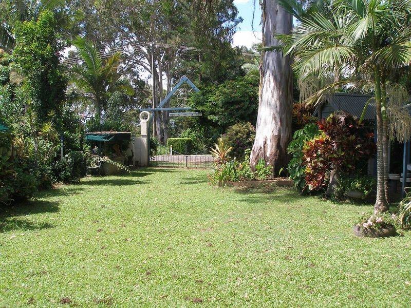 14-16 Lovell Parade, Lamb Island QLD 4184