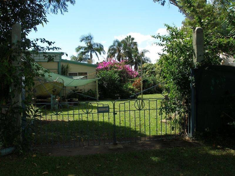 14-16 Lovell Parade, Lamb Island QLD 4184