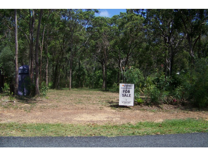 16 BELAR ST, Lamb Island QLD 4184