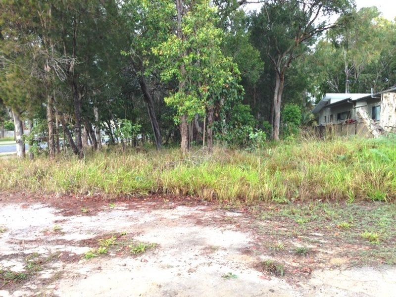 2 Dalpura Street, Macleay Island QLD 4184