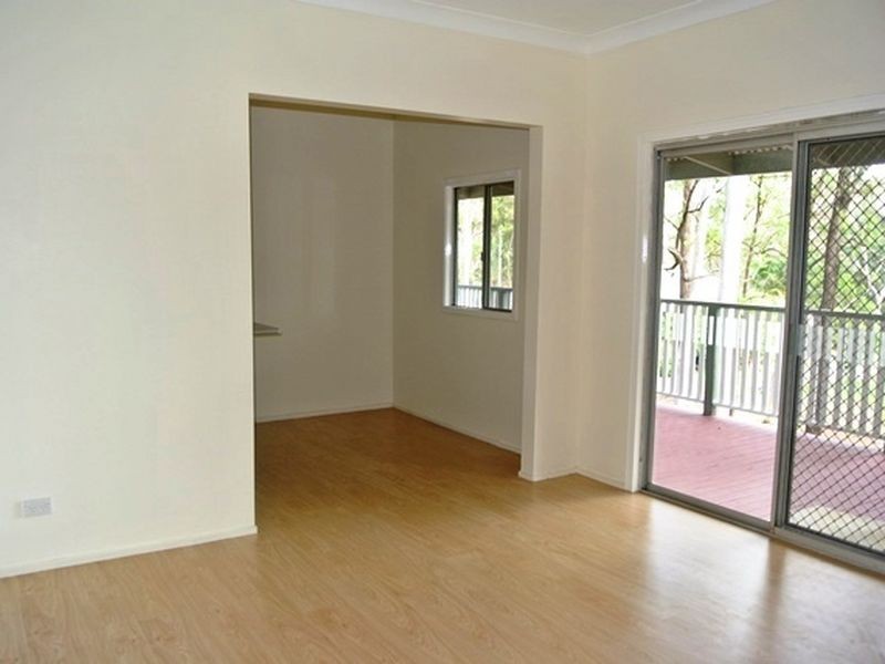 10 Brolga Street, Macleay Island QLD 4184