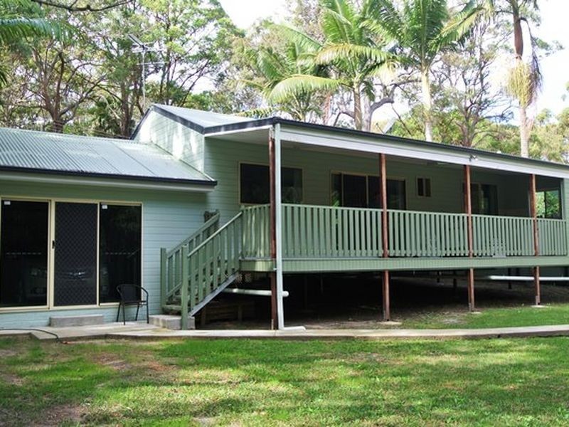 18 Derwent Street, Macleay Island QLD 4184
