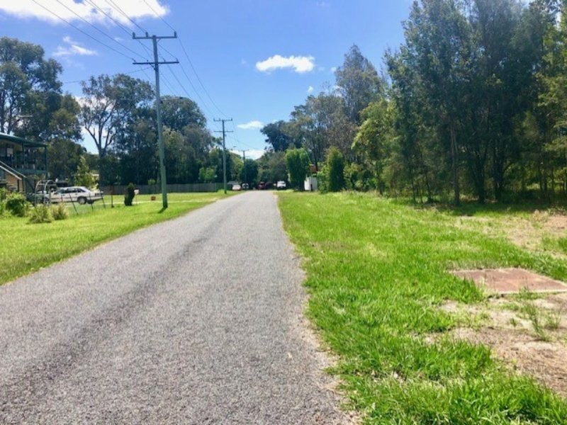 12 Cressy Street, Macleay Island QLD 4184