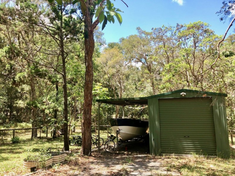 28 Karrawarra Street, Macleay Island QLD 4184