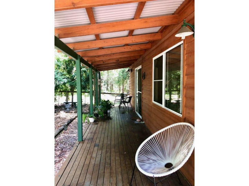 28 Karrawarra Street, Macleay Island QLD 4184