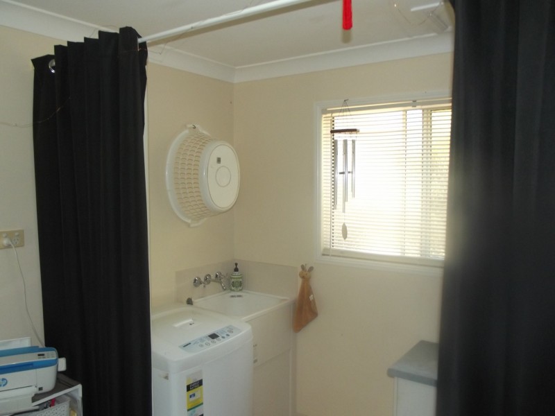 13 Benowa Street, Macleay Island QLD 4184