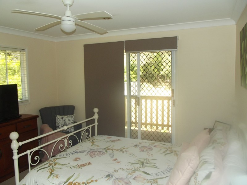 13 Benowa Street, Macleay Island QLD 4184